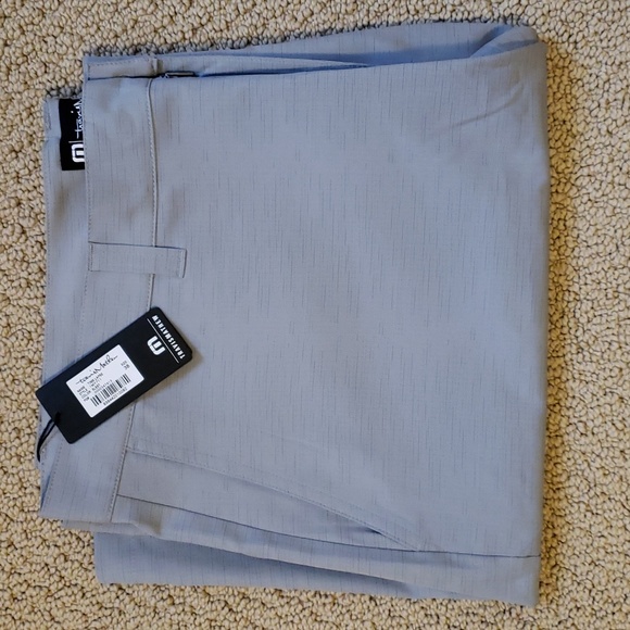 Travis Mathew Other - Travis Mathew NWT Shorts 38